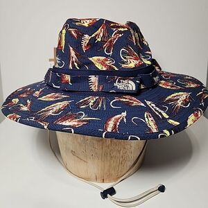 The North Face Men's Class V Brimmer Hat Tied Fishing Flys Lures S/M